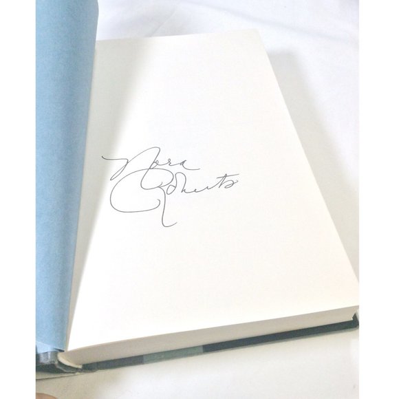 Nora Roberts - Three Fates - Signed Copy - First Edition -2002 - Hard Cover - Picture 2 of 16